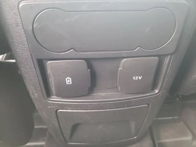 Used 2023 Silver Ford XLT image 17