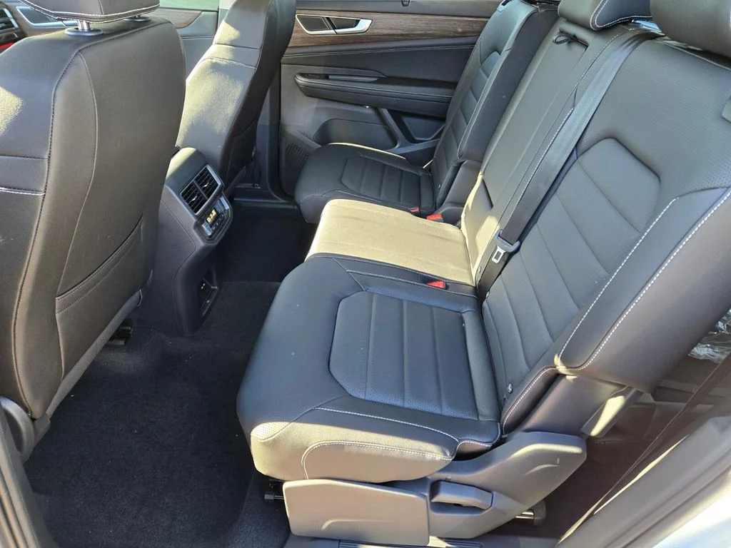 2026 Volkswagen Atlas SEL - Photo 8
