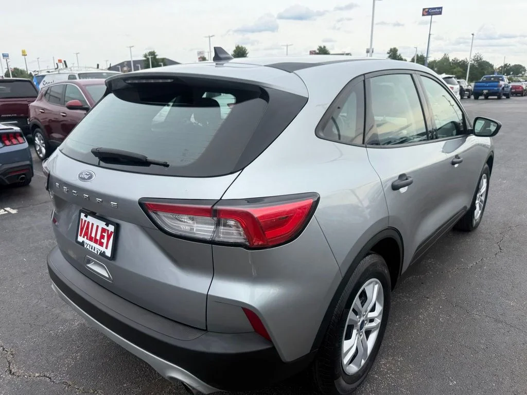 Used 2022 Silver Ford S image 3