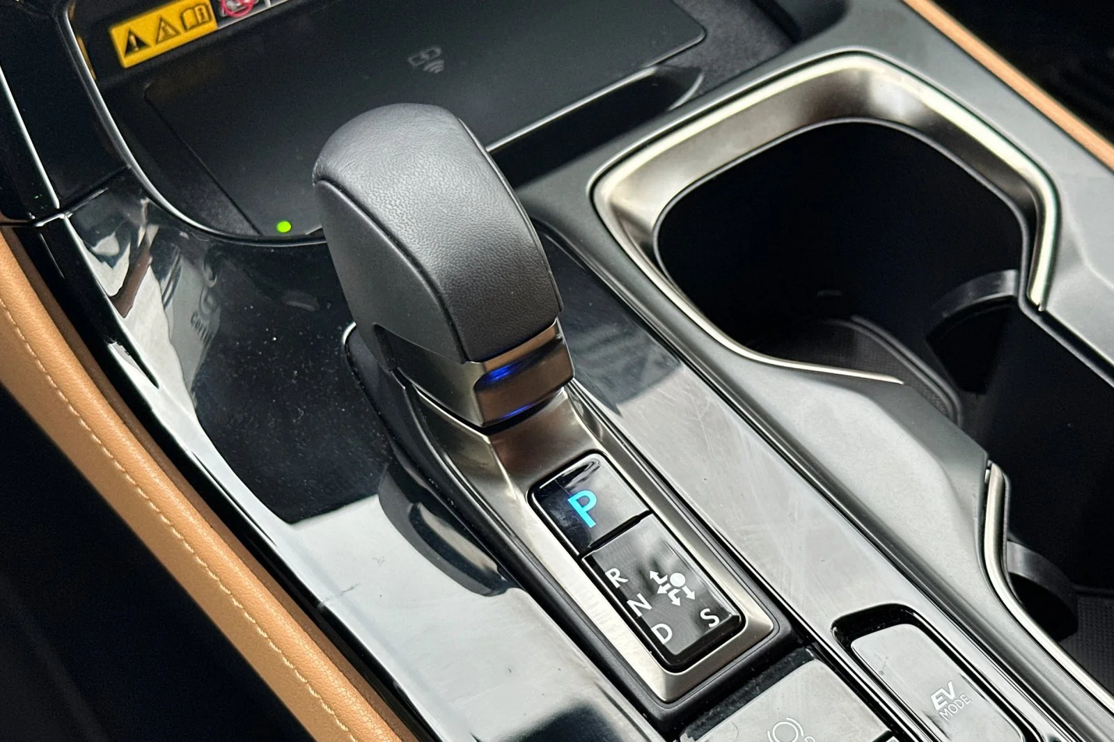 Certified Used 2026 Gray Lexus 350h Premium image 18