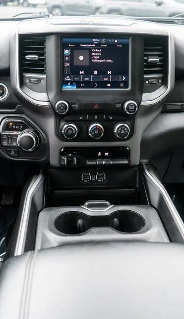 Used 2023 Silver Ram Big Horn/Lone Star image 17
