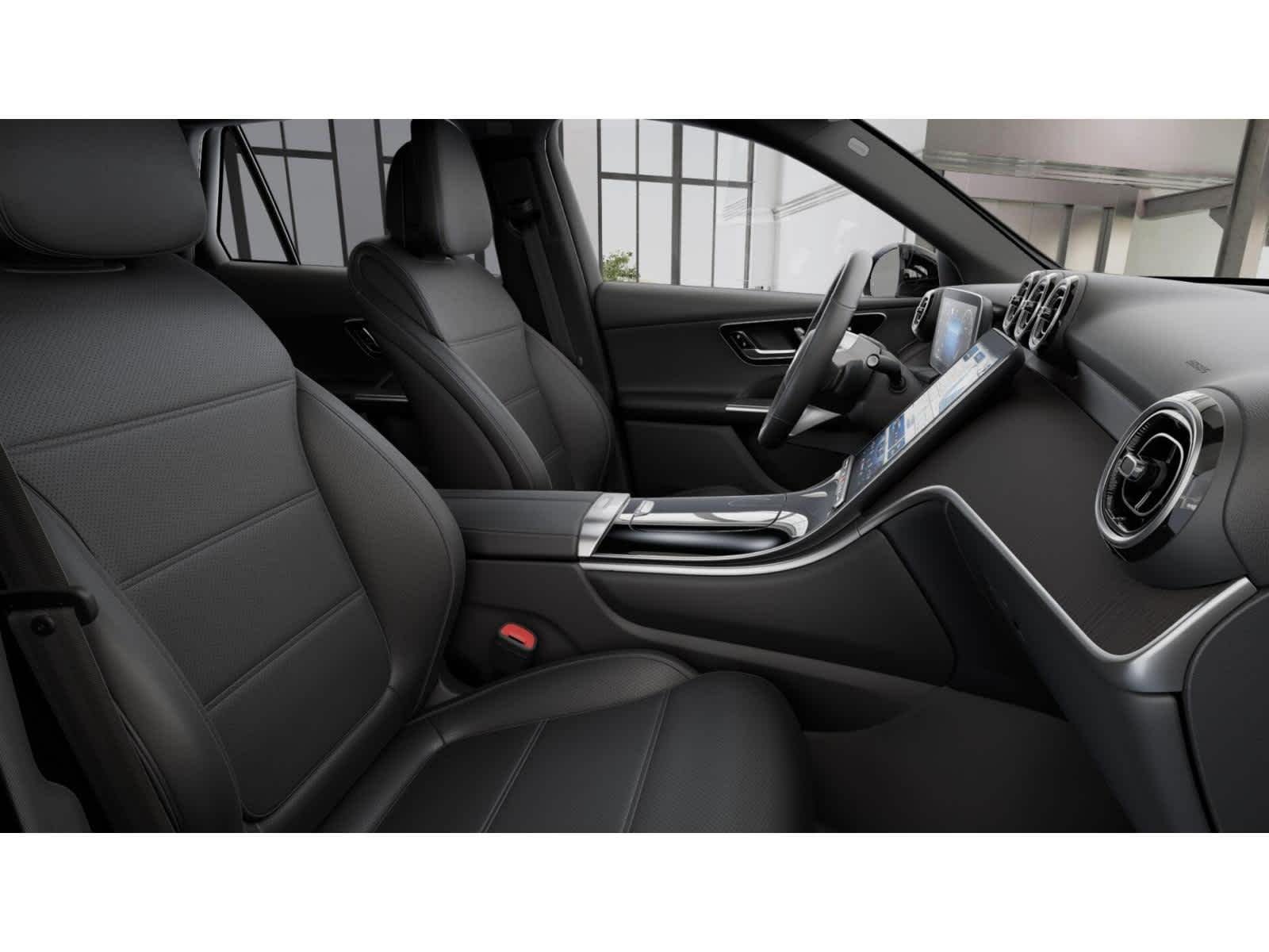 New 2026 040/Black Mercedes-Benz GLC 300 image 3