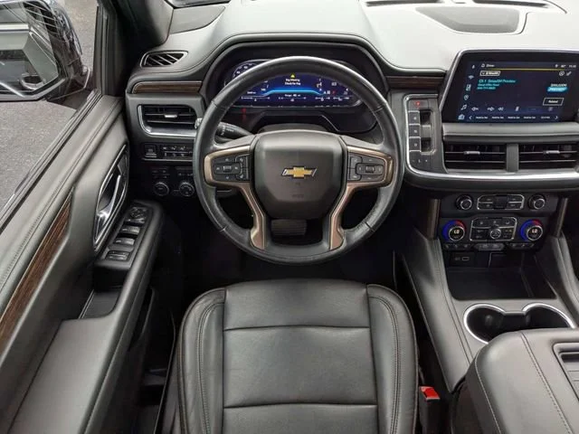 Used 2022 Black Chevrolet High Country image 17