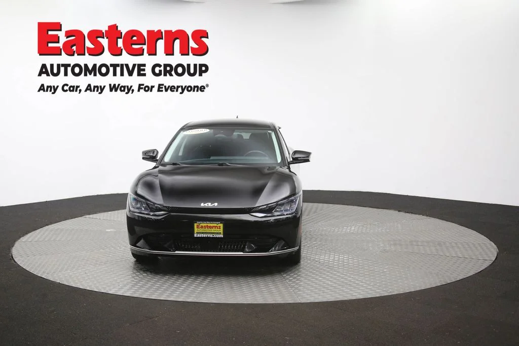 Used 2023 Black Kia Wind image 54