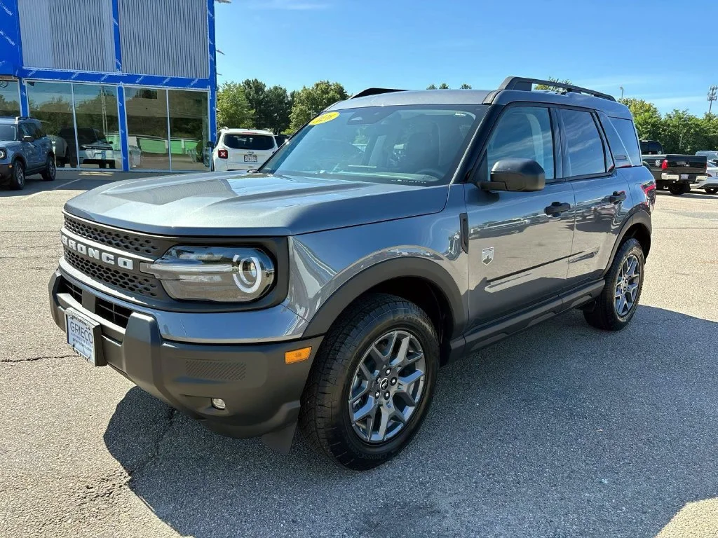 Used 2026 Gray Metallic Ford Big Bend image 6