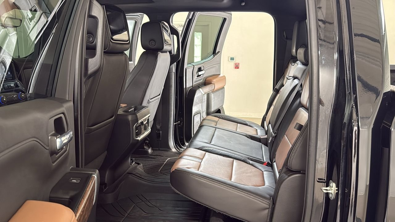 Used 2019 Black Chevrolet High Country image 15