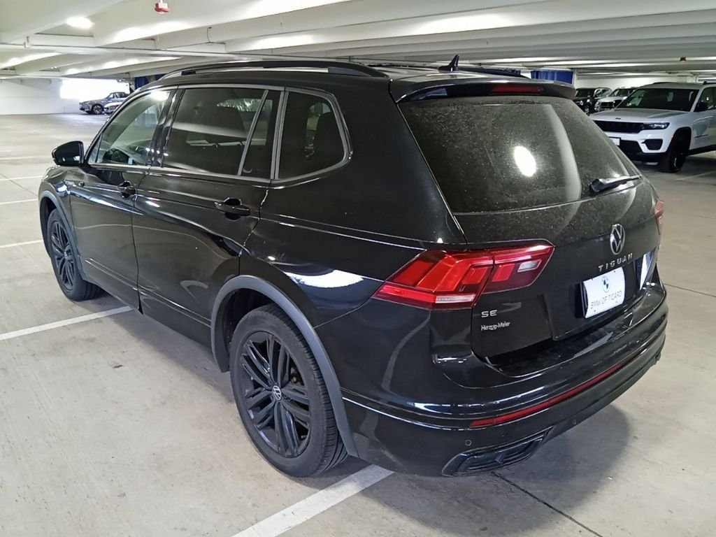 Used 2022 Deep Black Volkswagen 2.0T SE R-Line Black image 7