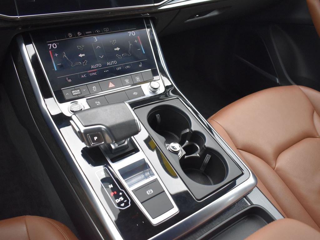 2022 AUDI Q7 - Image 18