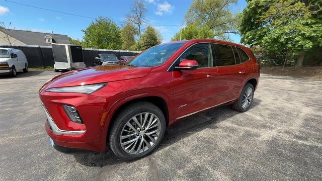 New 2026 Cherry Red Tintcoat Buick Avenir image 4
