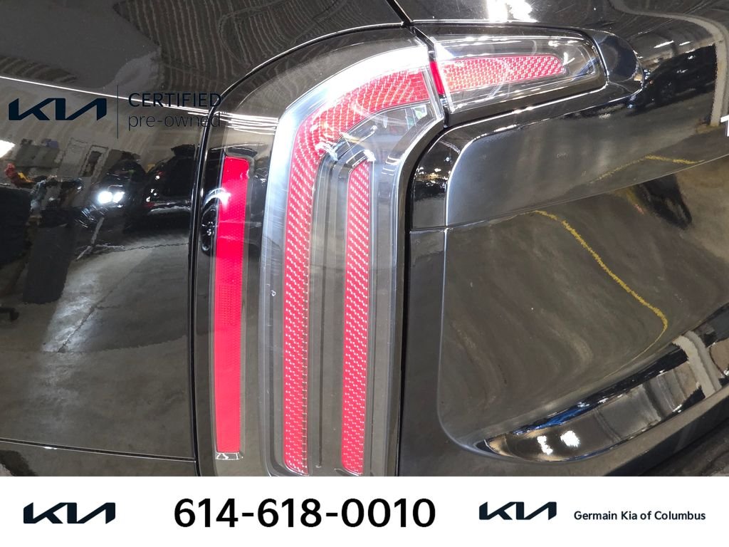 Used 2024 Black Kia SX-Prestige image 15
