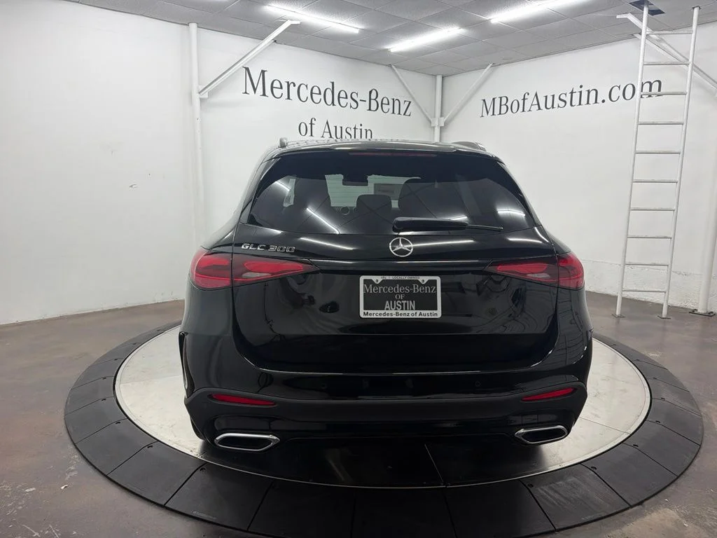 New 2026 Black Mercedes-Benz GLC 300 image 6