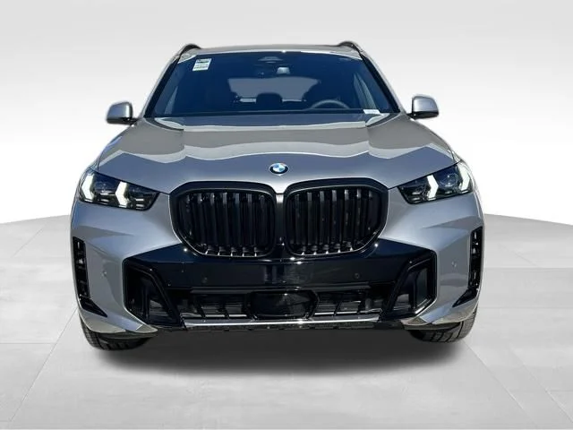 New 2026 Gray BMW xDrive40i image 2