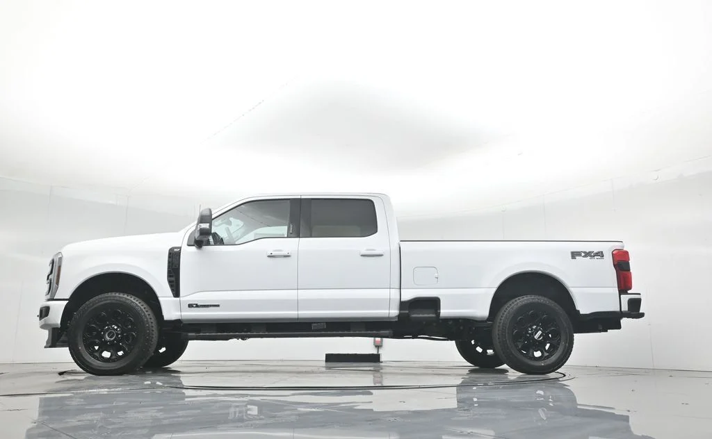 New 2026 White Ford XLT image 32