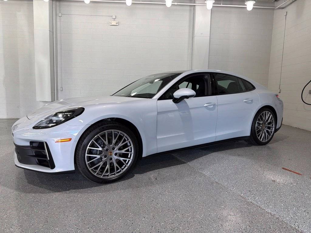 2026 Porsche Panamera