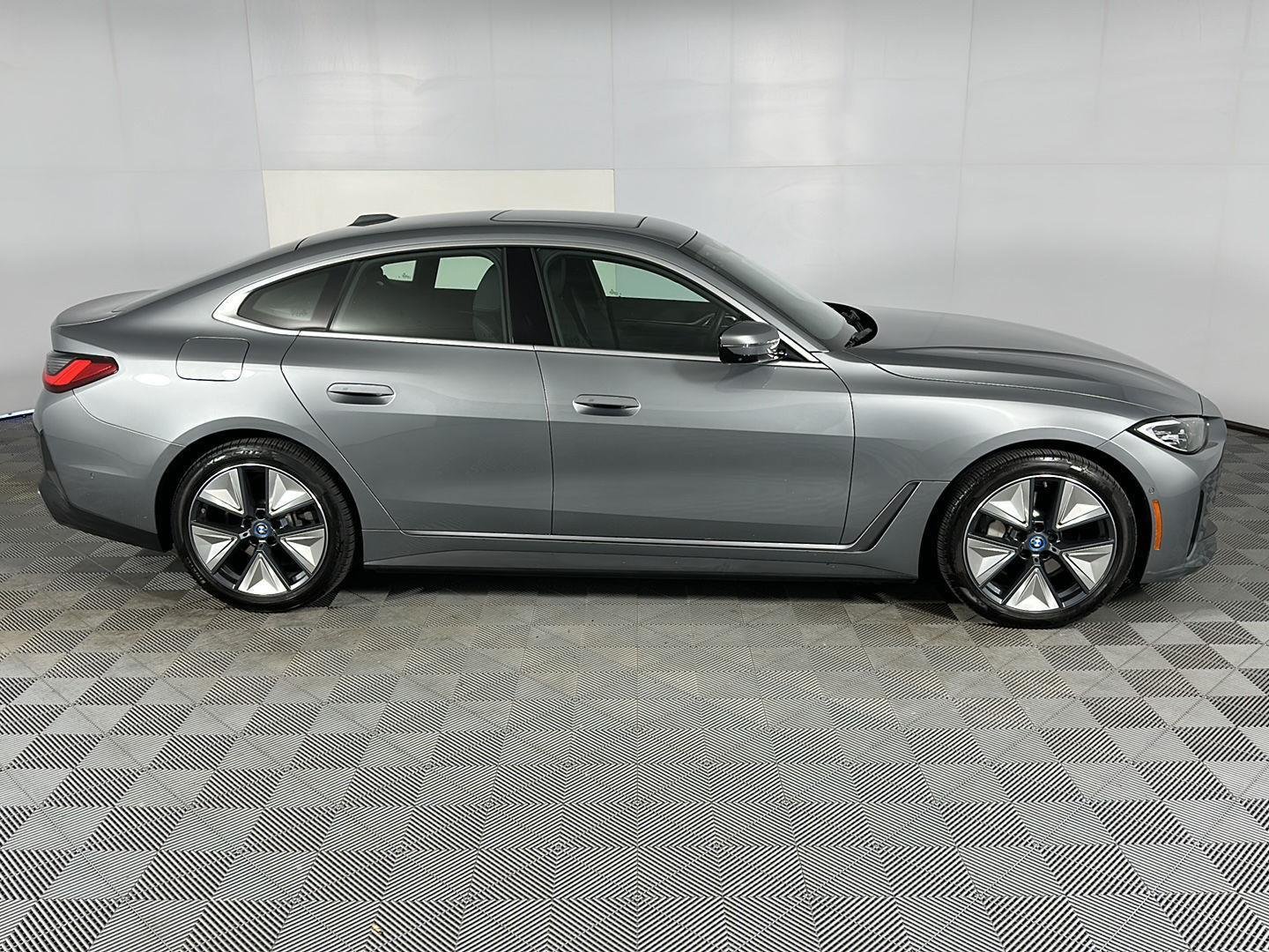 Used 2023 Skyscraper Grey Metallic BMW eDrive40 image 4