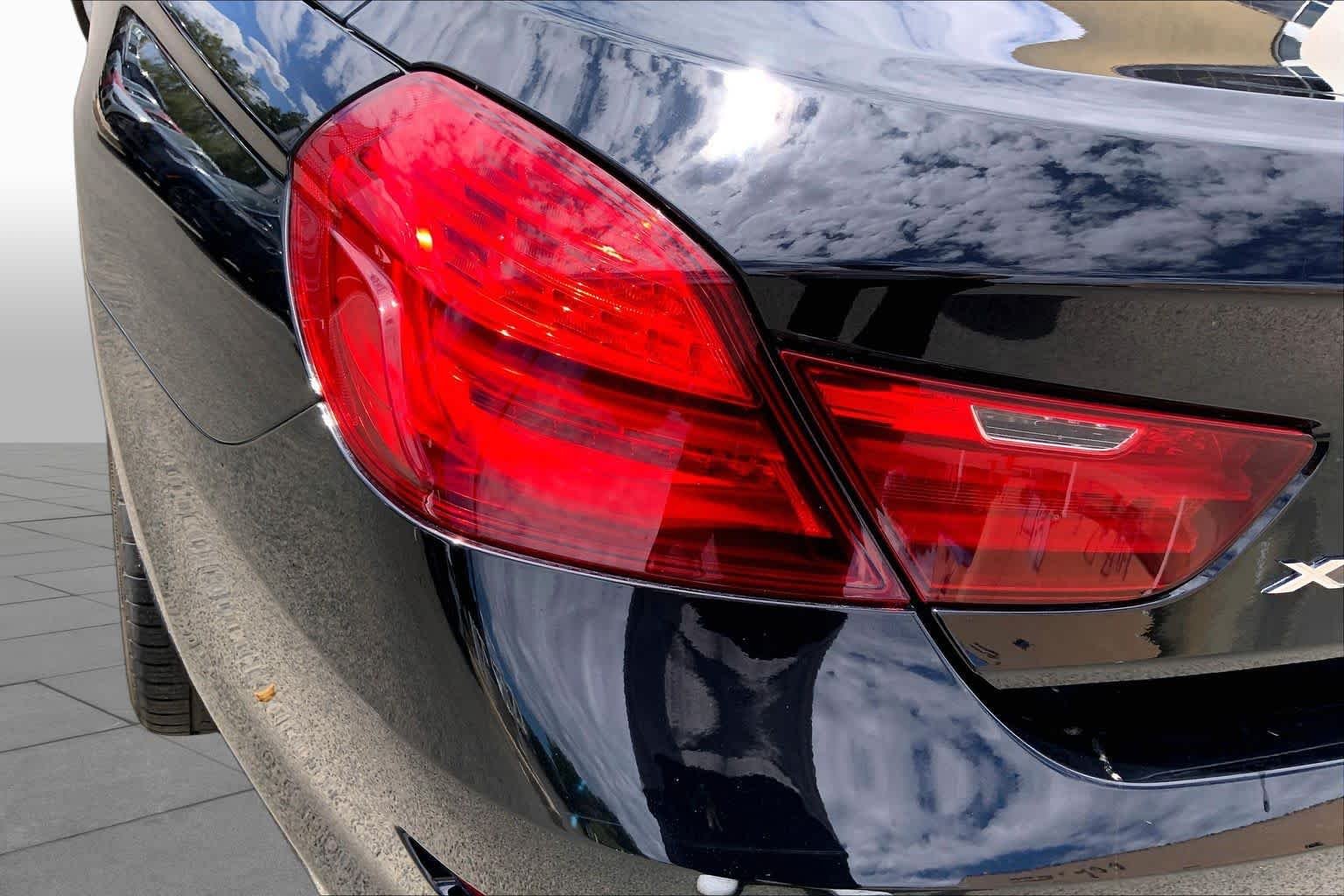 Used 2018 Black Sapphire Metallic BMW 640i xDrive image 28