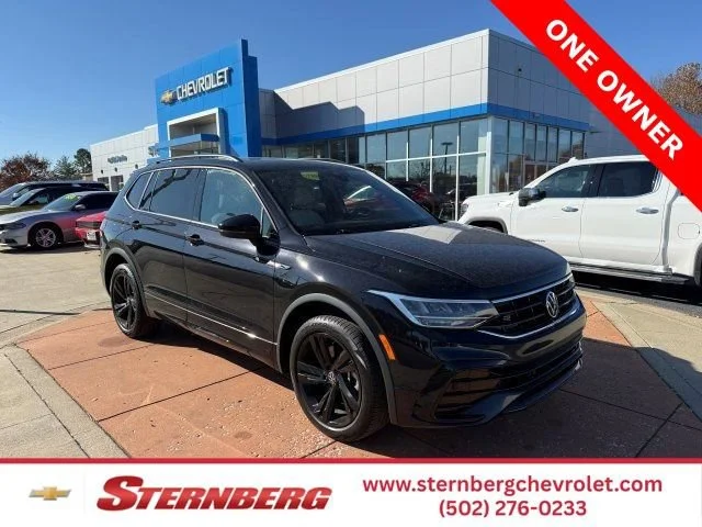 2023 Volkswagen Tiguan SE R-LINE BLACK