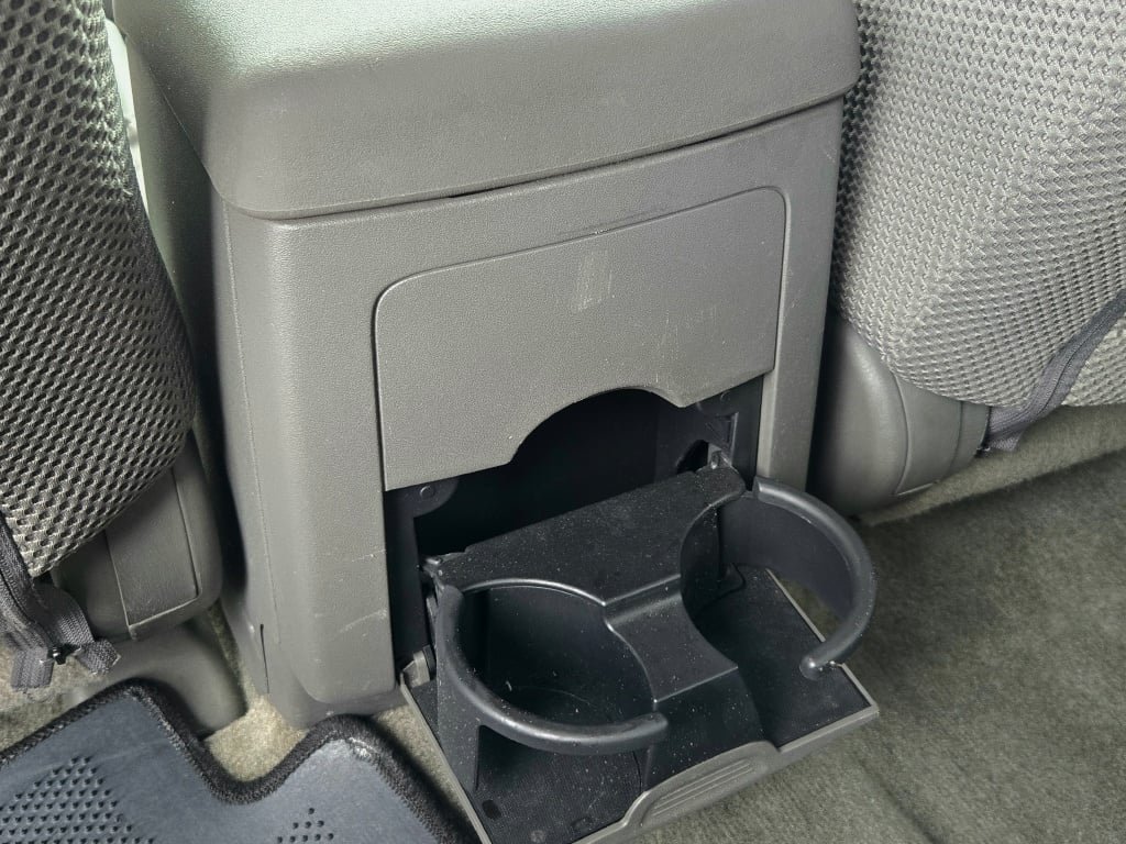 Used 2015 Black Nissan SV image 18