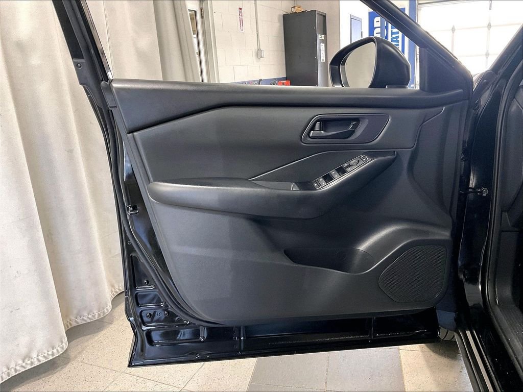 Used 2024 Black Nissan S image 9