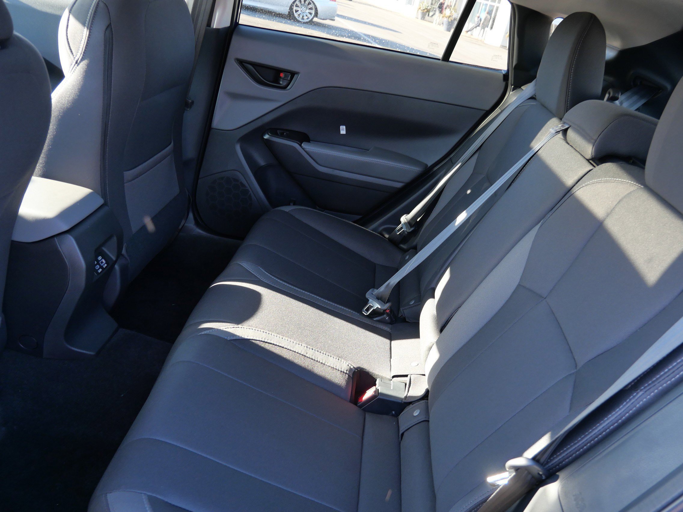 New 2026 CRYSTAL WHITE PEARL Subaru Premium image 7