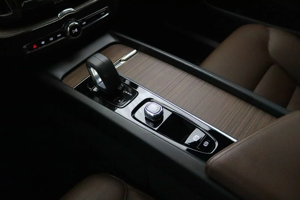 2022 Volvo XC60 Momentum - Photo 30