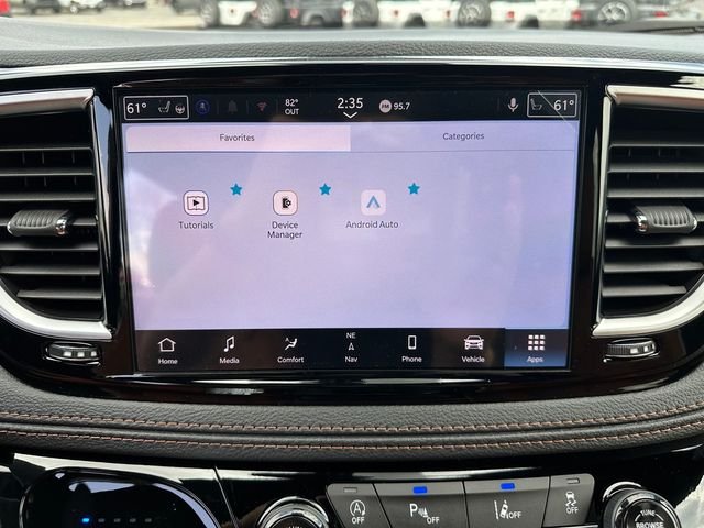 New 2026 Bright White Clear-Coat Exterior Paint Chrysler Pinnacle image 27