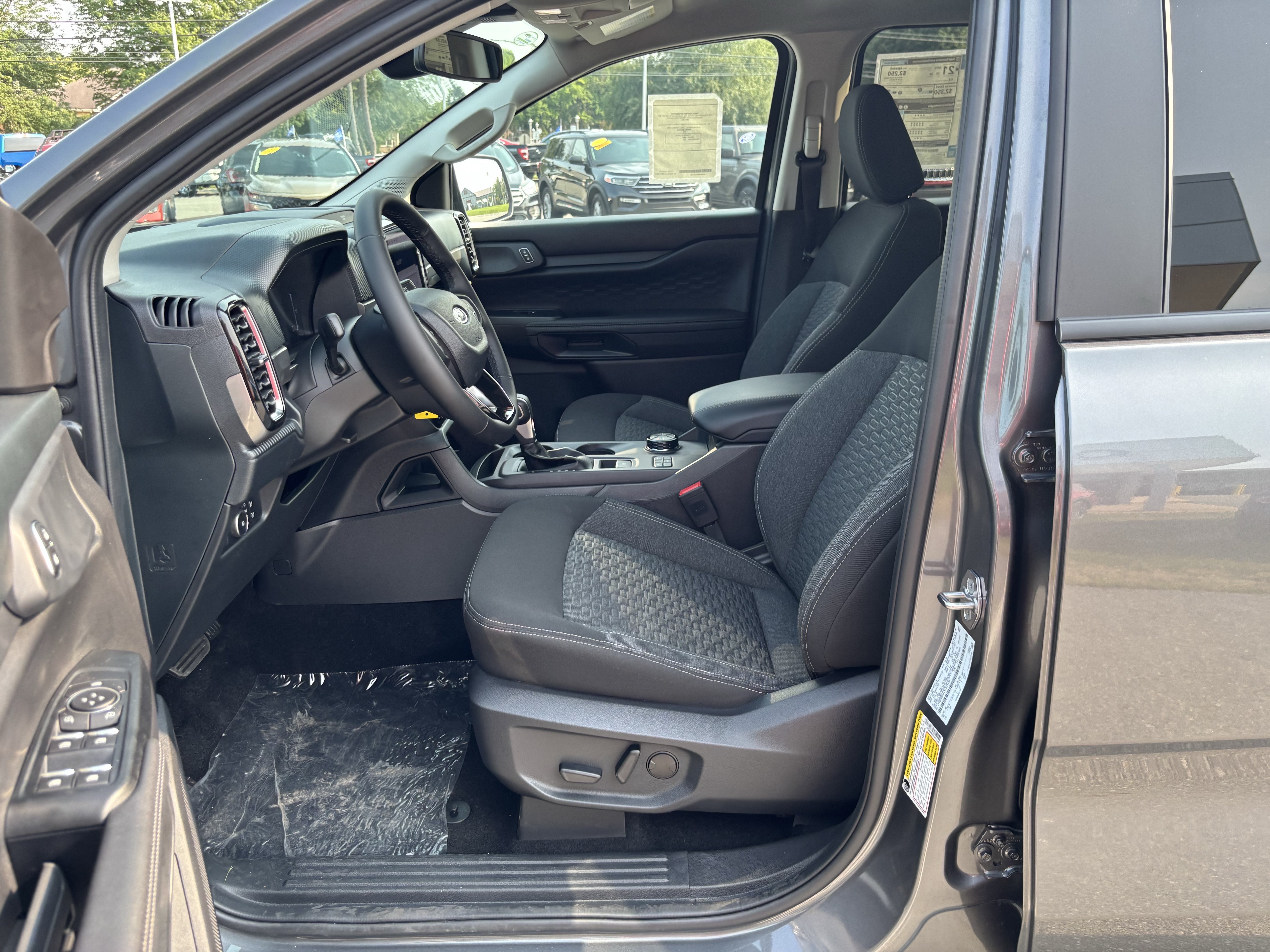 New 2026 Carbonized Gray Metallic Ford XLT image 17