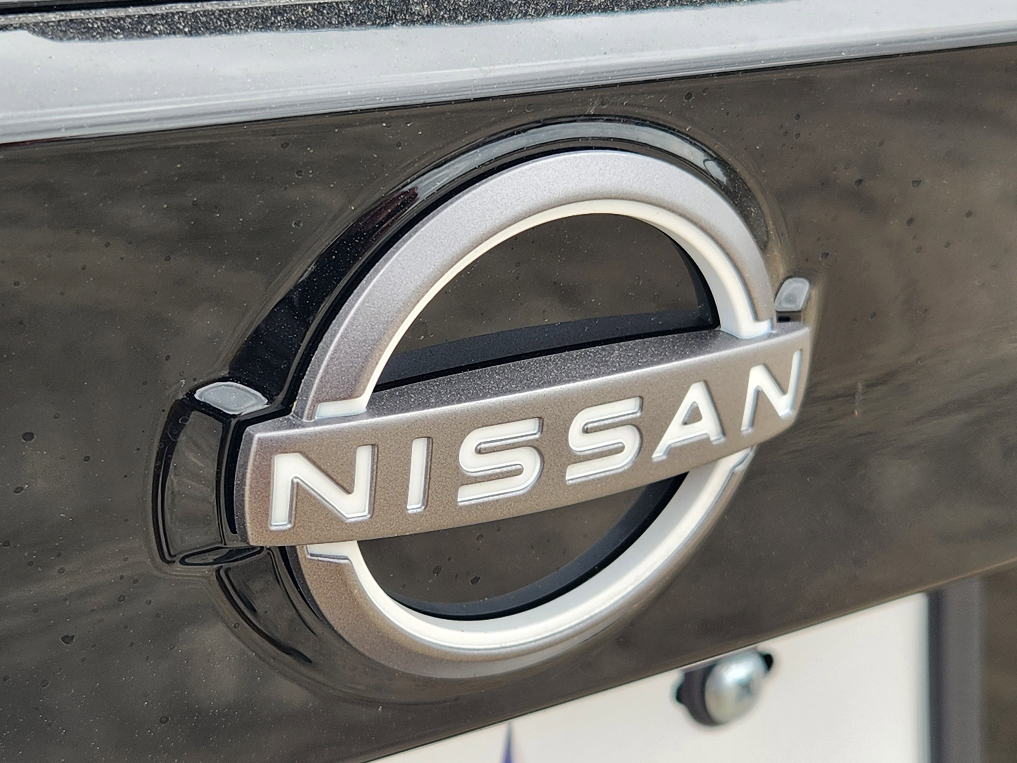 New 2026 Super Black Nissan SR image 11