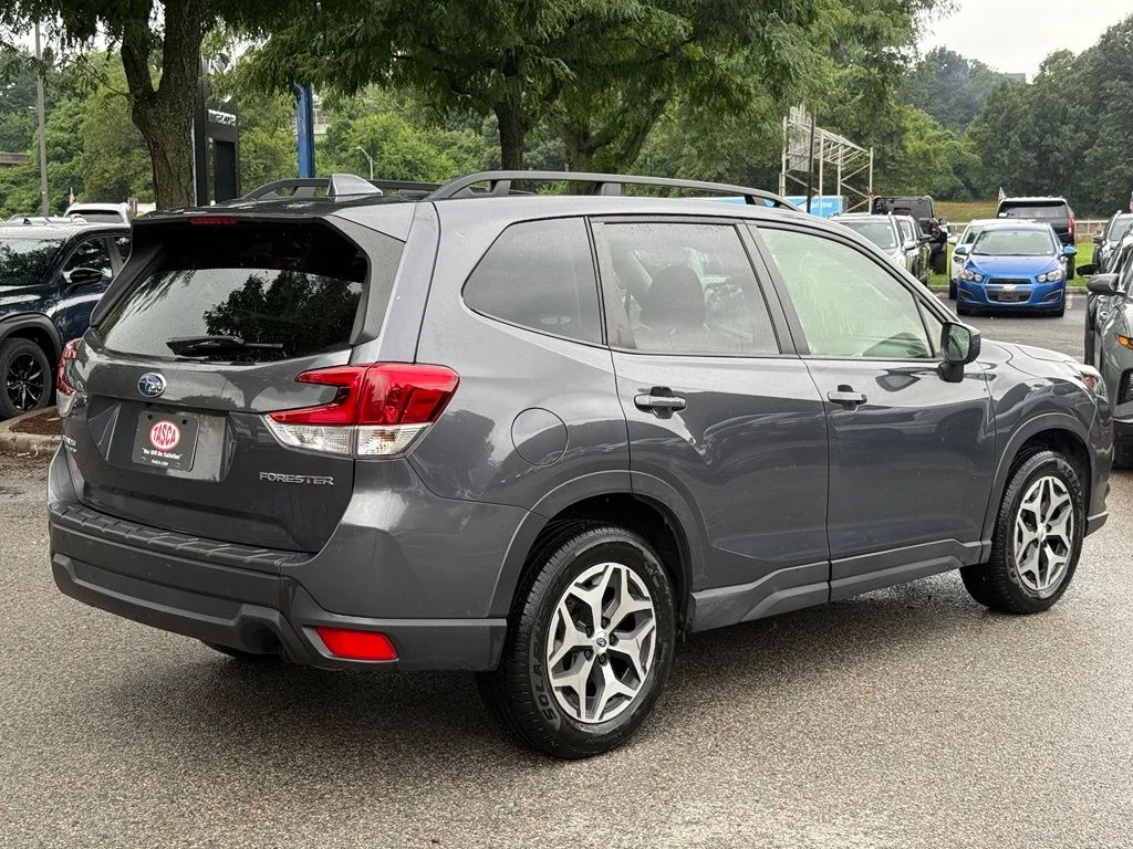 Used 2023 Gray Subaru Premium image 10