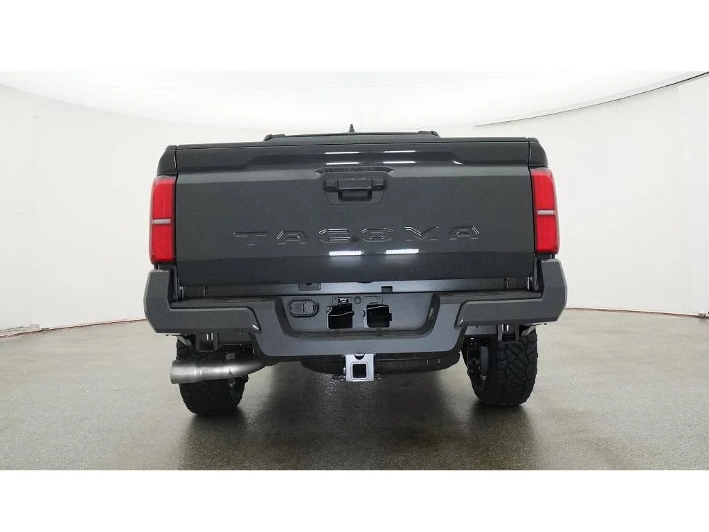 New 2026 Underground Toyota SR5 image 23