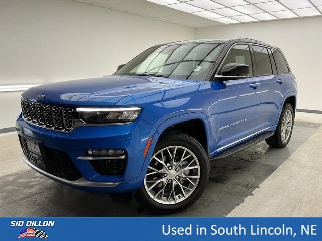 2023 Jeep Grand Cherokee Summit