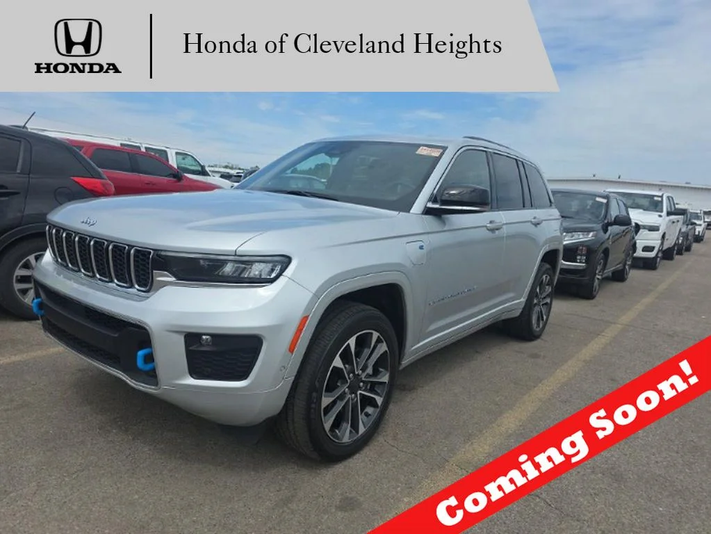 2022 Jeep Grand Cherokee Overland 4xe 4x4's photo