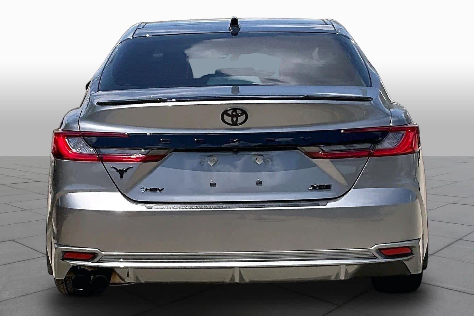 Used 2025 Heavy Metal Toyota XSE image 5