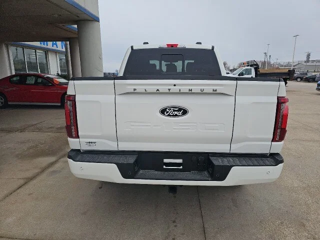 New 2025 Star White Metallic Tri-Coat Ford Platinum® image 45