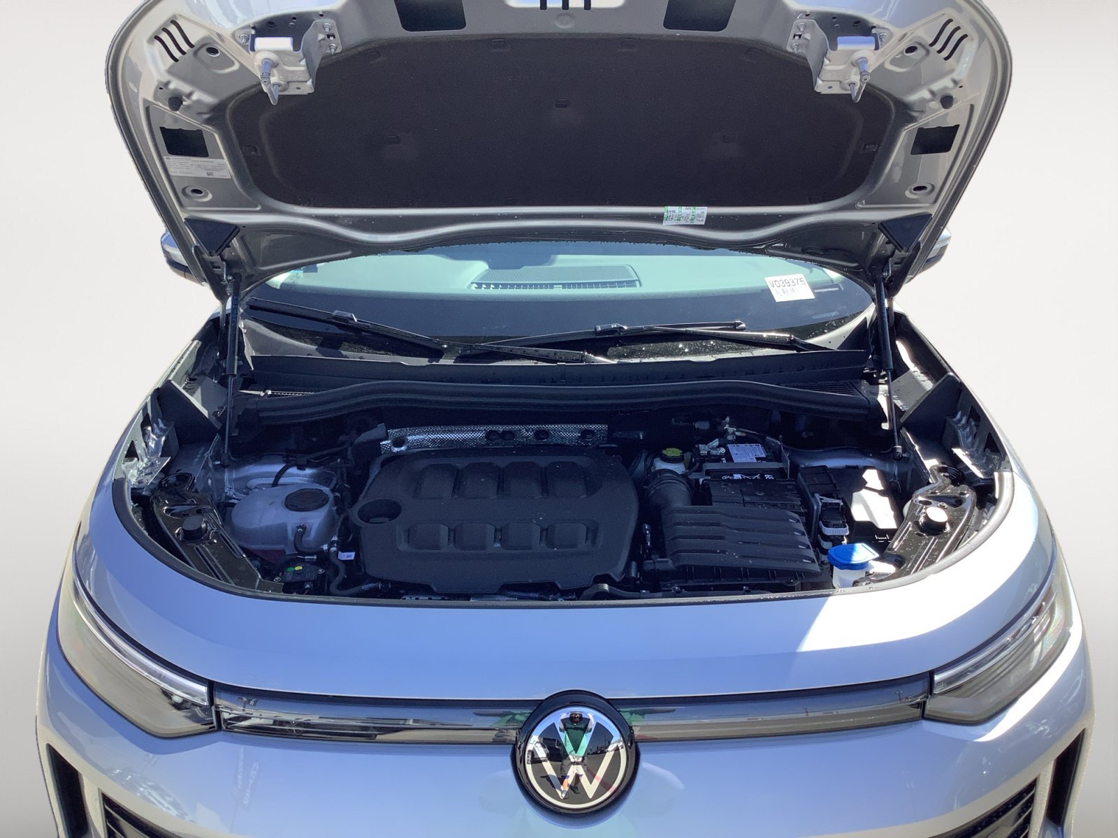 New 2026 Pyrite Silver Metallic Volkswagen SE image 11