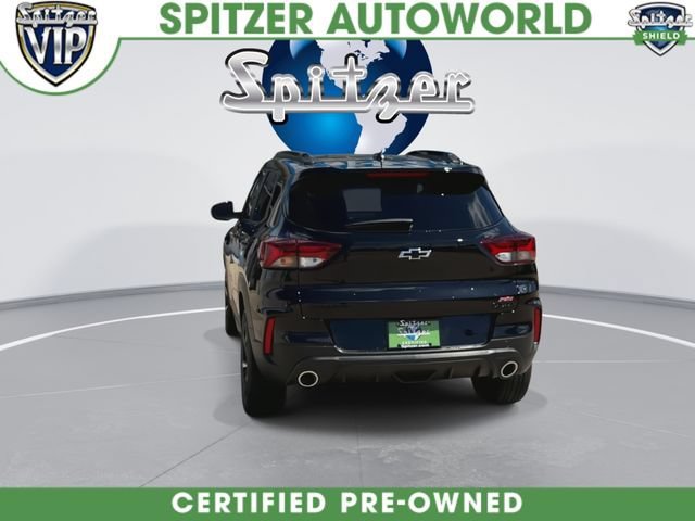 Used 2022 MOSAIC BLACK METALLIC Chevrolet RS image 8