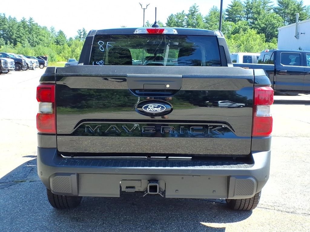 New 2026 Shadow Black Ford XLT image 6