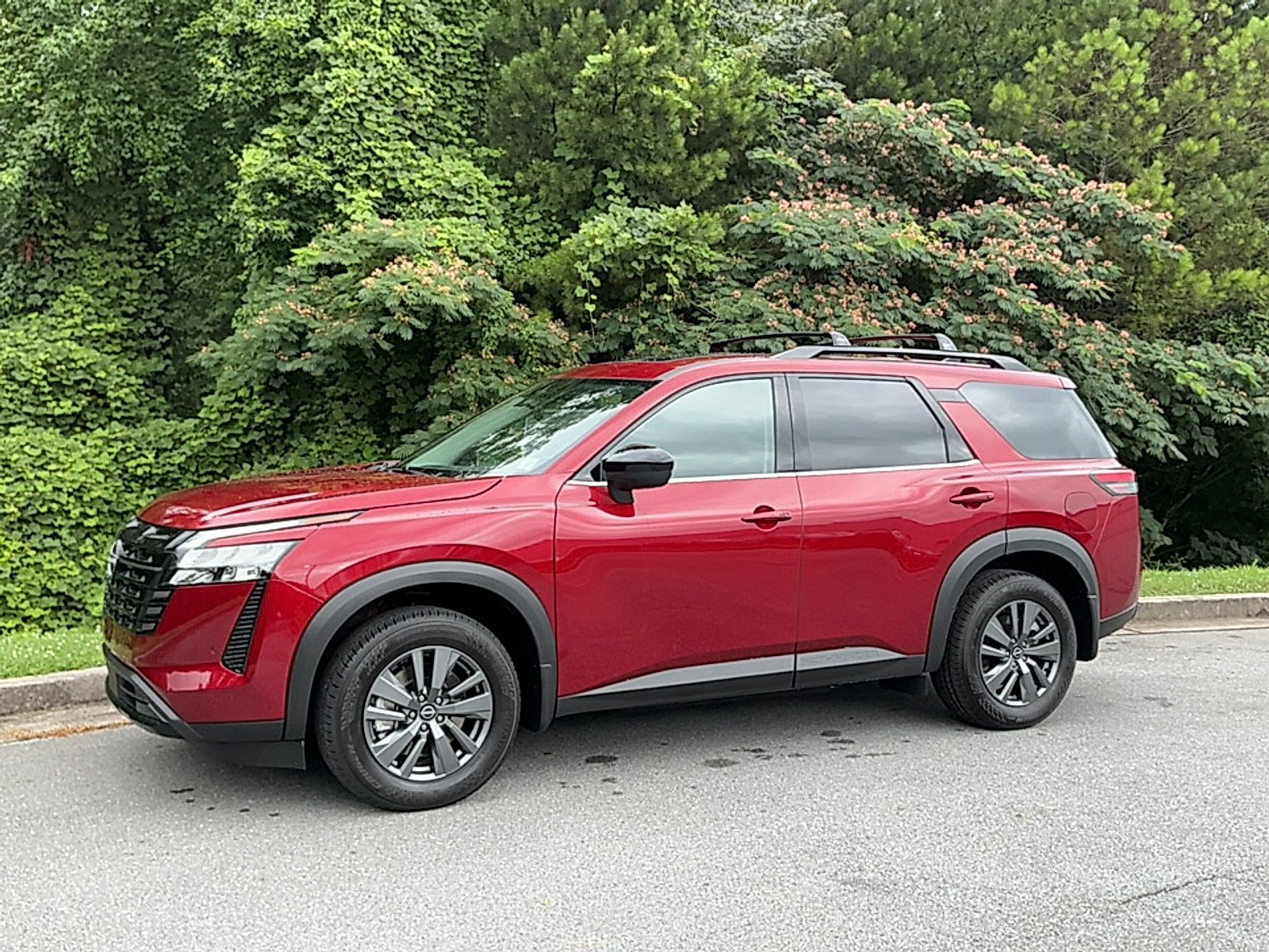 New 2026 Scarlet Ember Tintcoat Nissan SV image 4