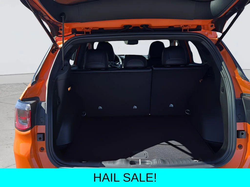 New 2026 Joose Exterior Paint Jeep Latitude image 25