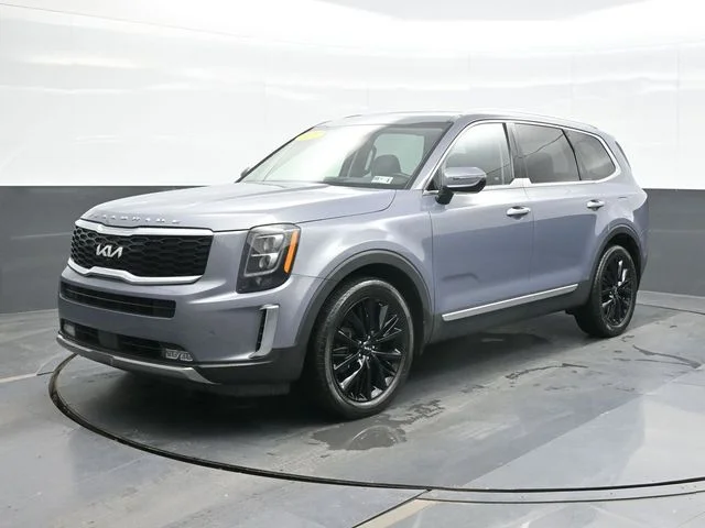 Used 2022 Silver Kia SX image 1