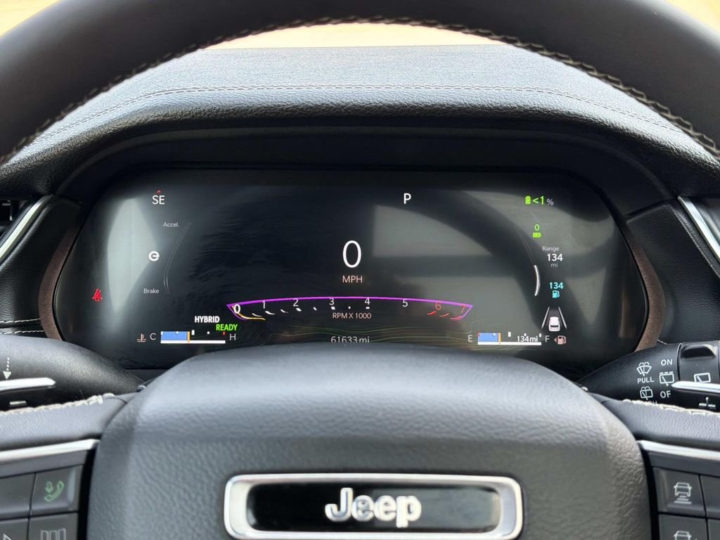 Used 2024 White Jeep 4xe image 25