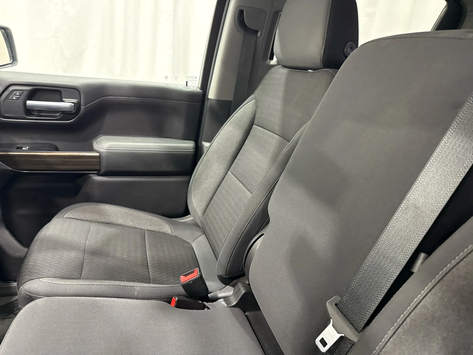 Used 2020 SUMMIT WHITE Chevrolet LT image 20