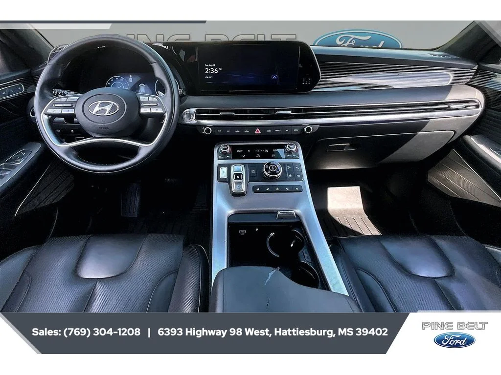 Used 2024 Sierra Burgundy Hyundai Calligraphy image 13