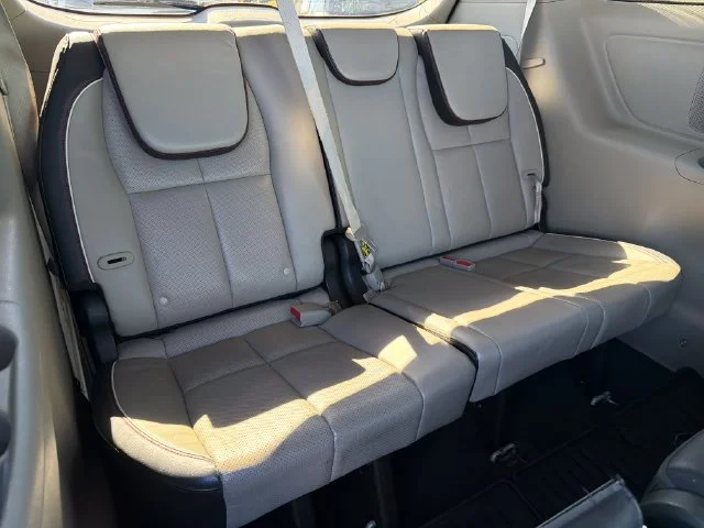 Used 2020 Silver Kia EX image 28