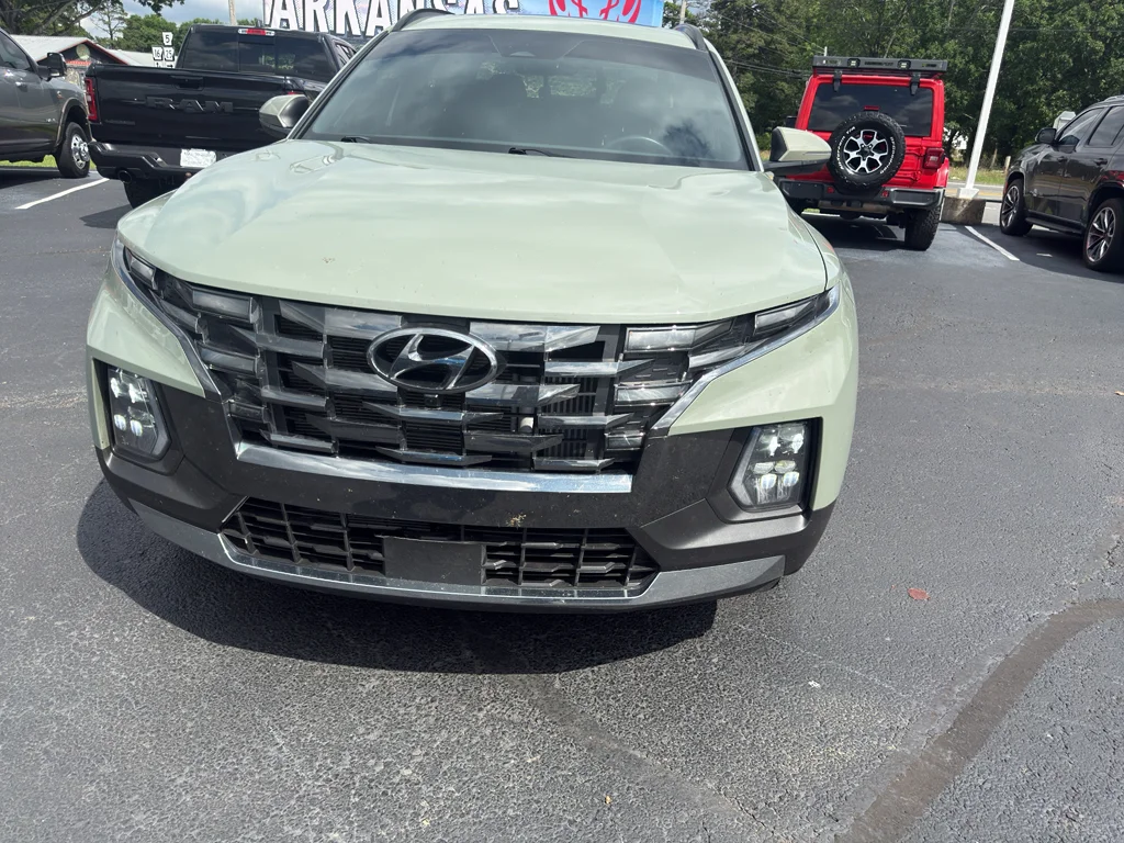 Used 2024 Hyundai Santa Cruz Limited with VIN 5NTJEDDF2RH111047 for sale in Little Rock