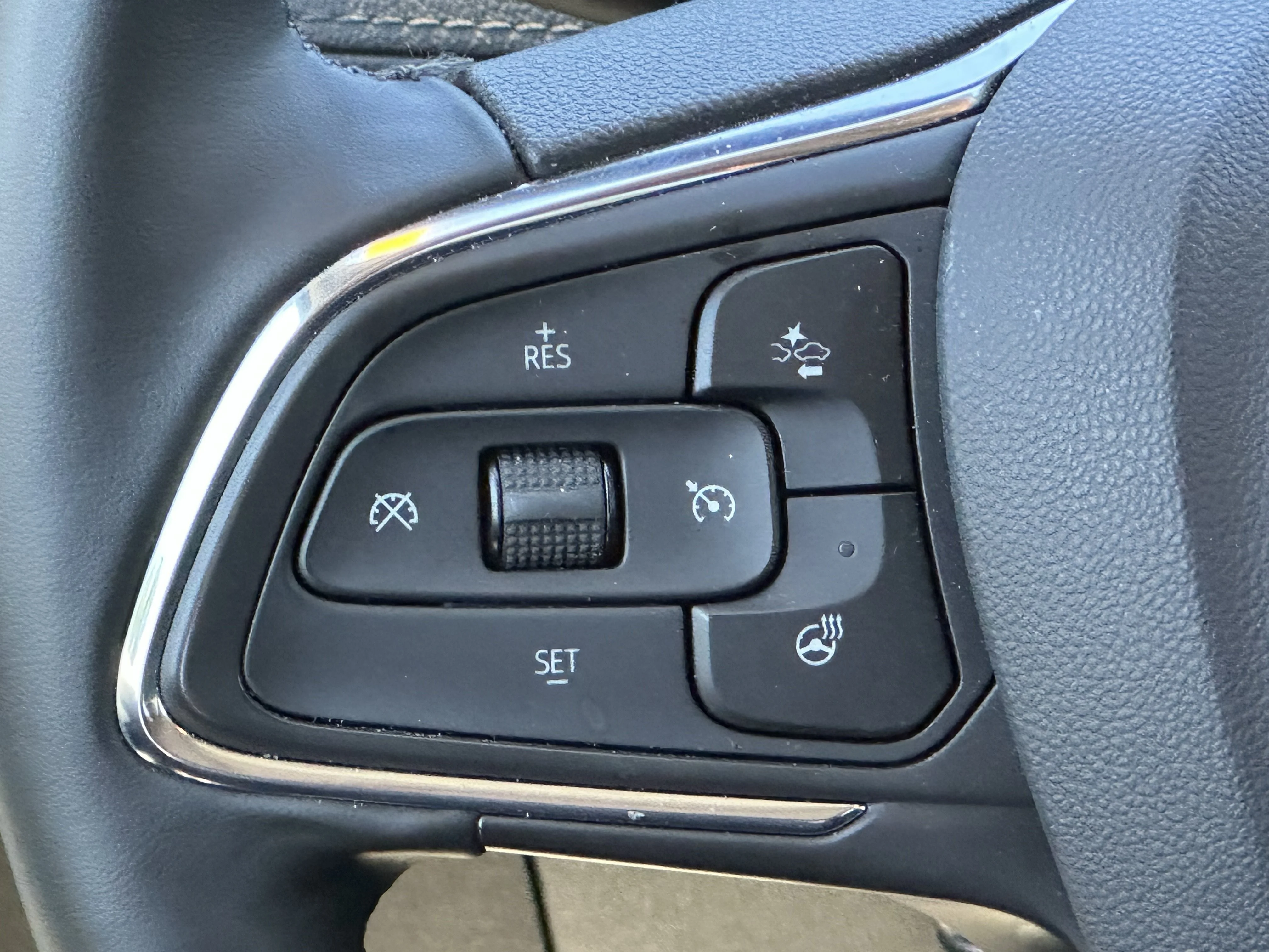 Certified Used 2026  Buick Sport Touring image 12
