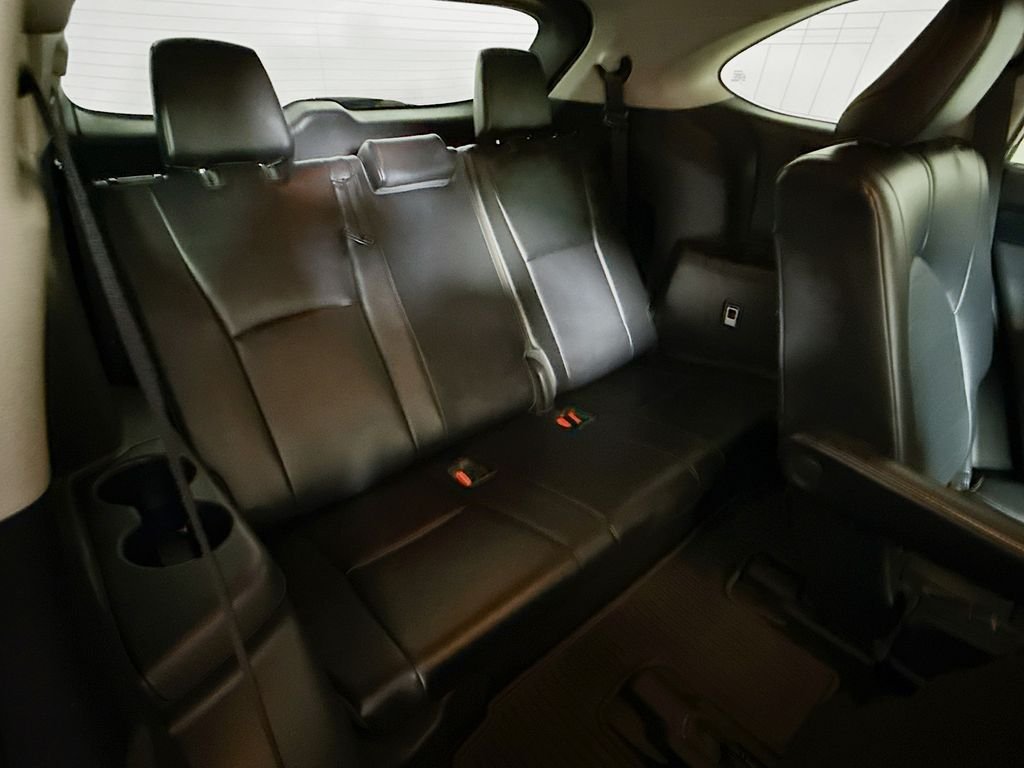 Used 2022 Ruby Flare Pearl Toyota XLE image 28