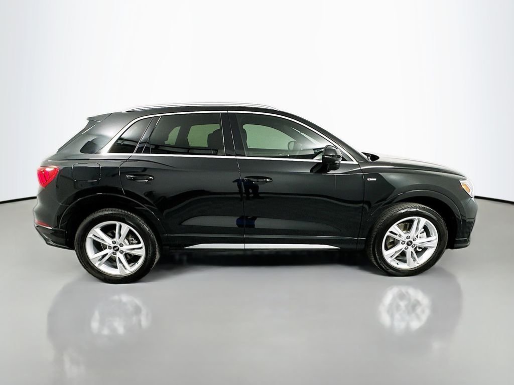 Used 2024 Mythos Black Metallic Audi Premium image 4