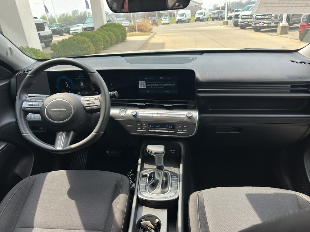 Used 2025 Cyber Gray Metallic Hyundai SEL image 11