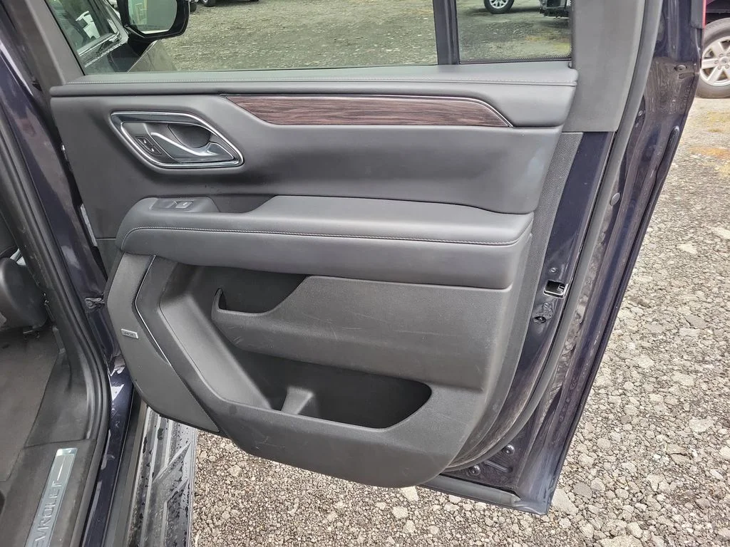 Used 2023 Gray Chevrolet LT image 34